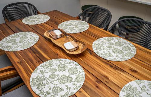 4BR/3BA Luxurious Decatur Home w/ Patio & Backyard - Foto 28