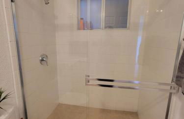 2BR Guest Suite With Parking and Garden in Pico Robertson Near Beverly Hills and Cedar Sinai - Foto 22