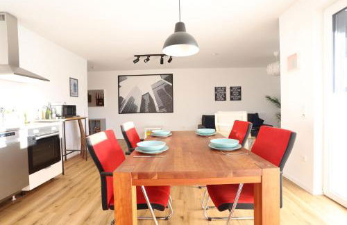 Apartment "New York" in Erftstadt - 3 Zimmer & 91qm - nahe Köln, Messe, Phantasialand & Bonn - Familienurlaub oder Business Trip - Foto 1