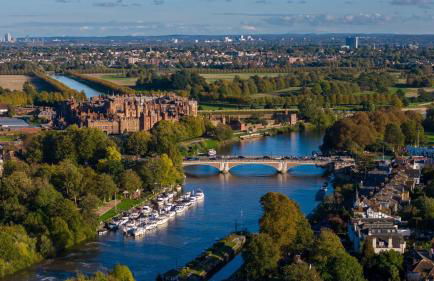 Cosy Studio in Hampton Hill short Walk to Bushy Park with Free Parking and WiFi and Pets welcome - Foto 51