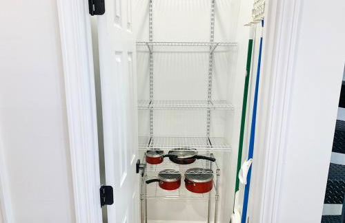 Comfy Cozy 2BD-2BA apt in Federal Hill - Photo 17