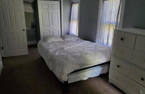 Fully Remodeled, Charming Victorian Home - Foto 22