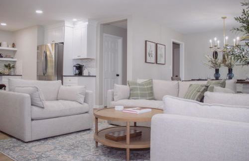 Hidden Gem Farm Homestead Sleeps 12 &Fresh Produce - Photo 2