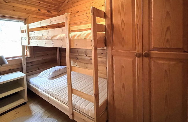 Peaceful Forest Cabin in Dalsland - Photo 4