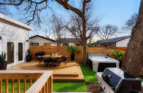 Sunflower House - Luxe Retreat with Sauna & Hot Tub - Foto 34