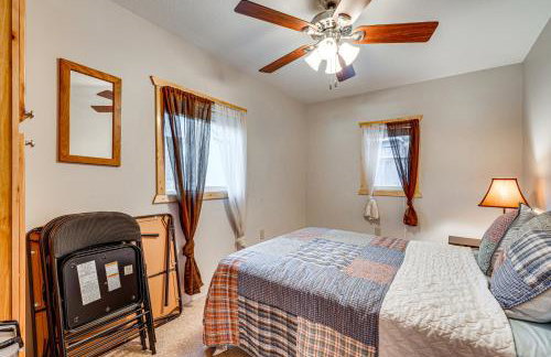 Hike, Fish and Relax Cabin 4 Mi to Lake Estes! - Foto 17