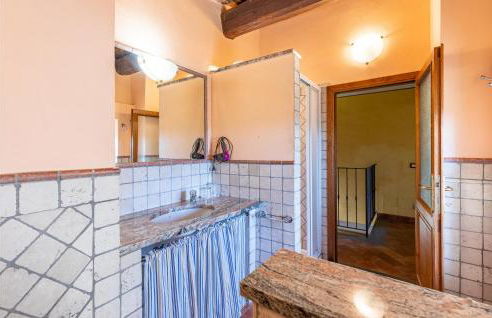 2 Bedroom Beautiful Home In Marliana - Foto 31