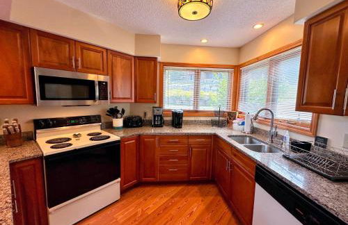 C13 Beautiful Bretton Woods ski-in ski-out townhouse for your family getaway to the White Mountains! - Foto 56