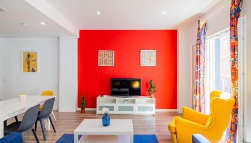 Spacious Clean & Colorful Apt Quiet Zone - Photo 1