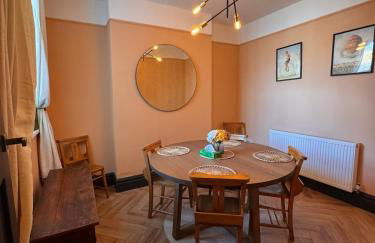 Spacious 3 bedroom house - Brecon Beacons - HERITAGE TOWN - Foto 10