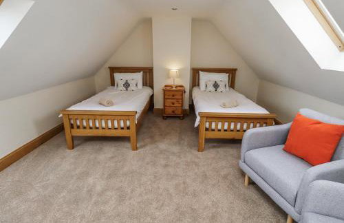 High Hemmel House - Foto 25