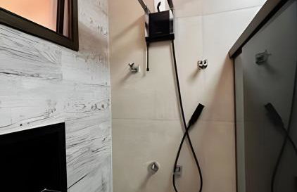 Casa incrível com piscina, hidromassagem e sauna - Foto 29