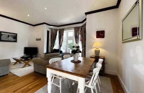 6 Shanklin Manor - family friendly apartment in Shanklin Old Village - Photo 11