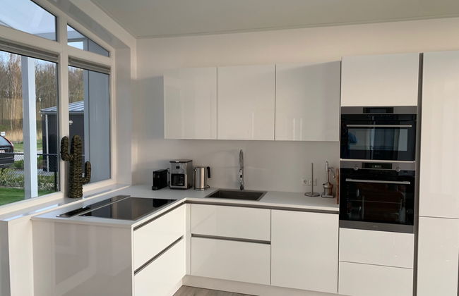 2 bedroom House in Wemeldinge with garden and terrace - Photo 4