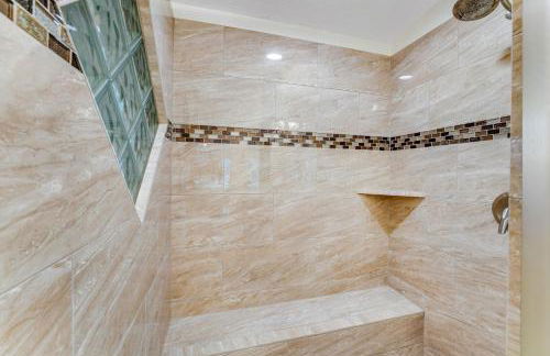 Lazy K on Peaceful Bay - Full Property - Foto 45