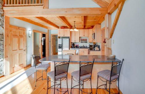 1 Mi to Mt Snow Luna Stella Home with Fireplace - Photo 9