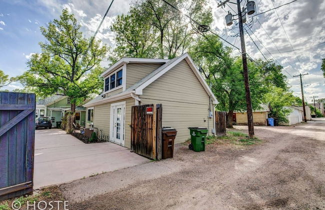 Chic Boutique Wine + Mtns Walk Everywhere - Foto 35