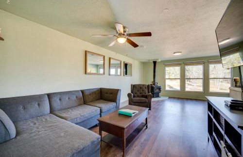 17 Mi to Town Peaceful Golden Cabin! - Photo 2