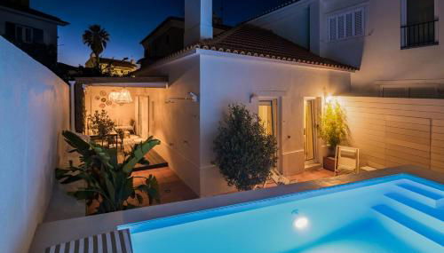 Entire Home with Private Pool near Beach and Lisbon - Foto 2, Garden view