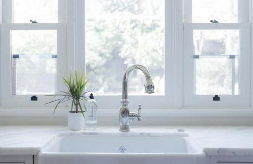 1907 Stone House - King Bed, Office, Crib, Toys - Foto 17