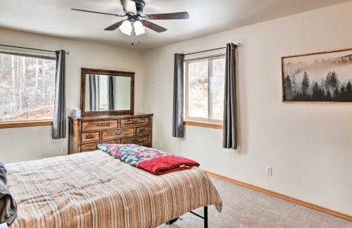 Alaskan Mountain Gem with Private Hot Tub and Gym! - Foto 14