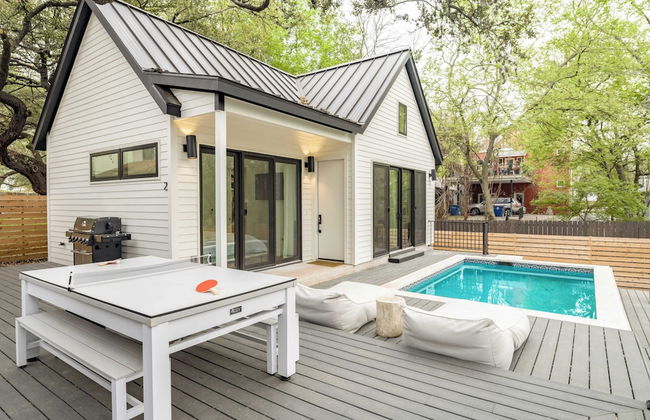 Modern Retreat w/ Pool, Guest House & Deck Lounge Henley by Avantstay - Foto 40