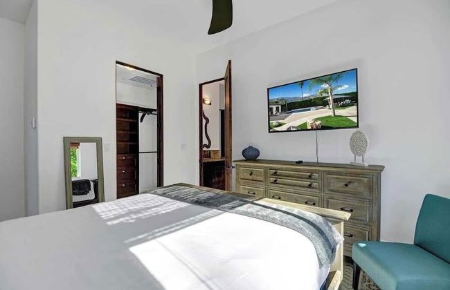 Villa Toscana by Avantstay Palatial Villa With Spa, Pool, Theater & Game Room! Permit#4769 - Foto 3
