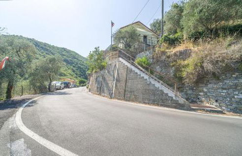 1 Bedroom Nice Home In Avegno - Foto 20