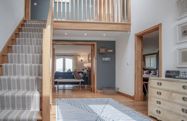 Highfield - 3 Bed - Llanmadoc - Photo 2