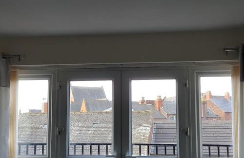 The Sawmills, Carlisle - Spacious 4 Bedroom Family House - Free WiFi - & Parking - Walk to Carlisle Castle - Foto 51