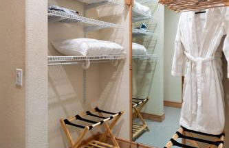 LUX - Historic Tennis Club Enclave - King Beds - Foto 42