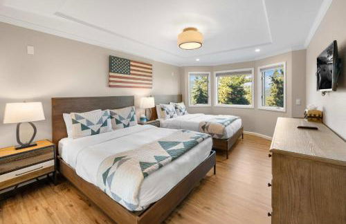 Luxury Tahoe Vacation Rental with HotTub & Lake Views - Foto 20