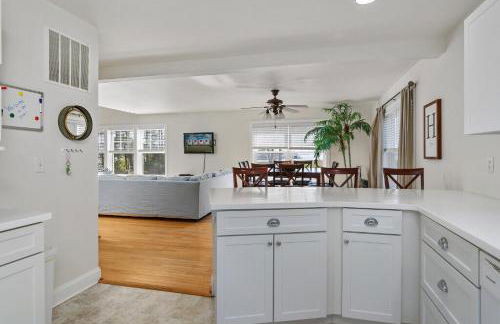 The Baywatch Bungalow - Foto 17