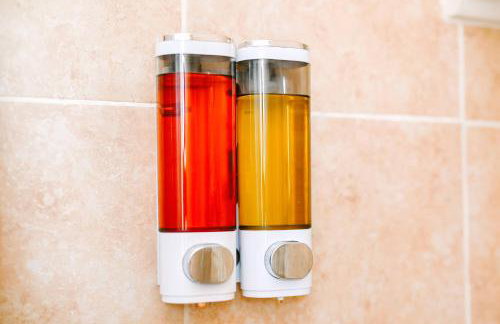 Acrisure Field - Off Street Parking - GroupStay - Foto 25