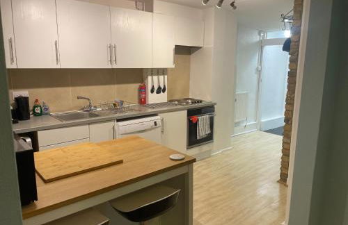 Right by Leigh Broadway Private Garden large ground fl apt - Foto 21