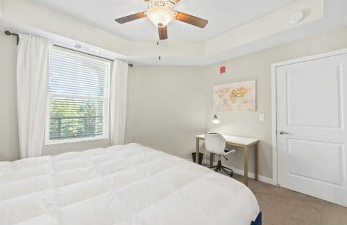 Designer Apt with Jacuzzi, Sky Lounge, Gym Access - Foto 42