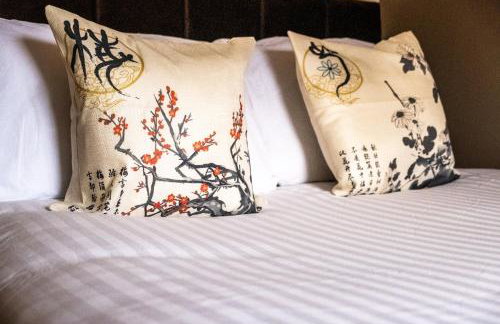 Orient CityView with FreePark and Netflix - Photo 8