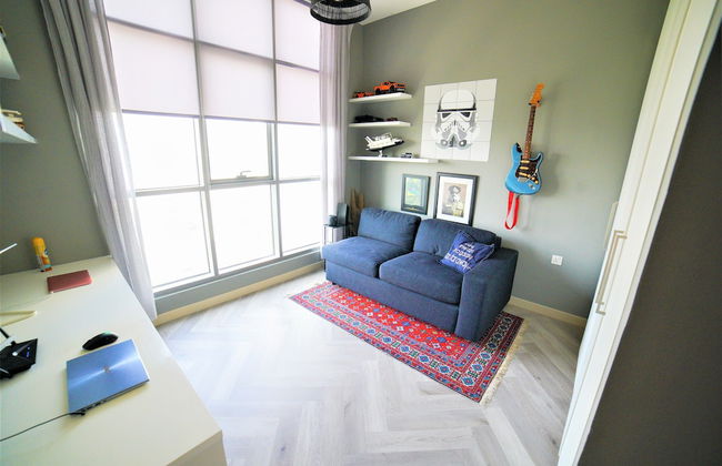 Luxurious Dubai Hills with balcony park view - Photo 4