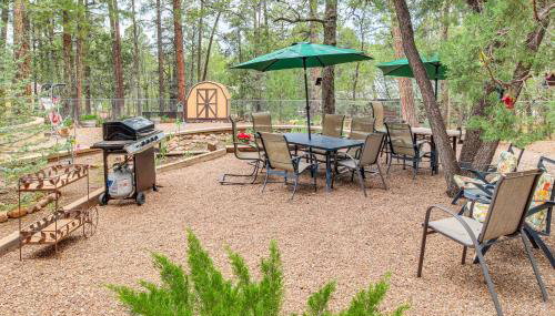 10 Mi to Show Low Pinetop-Lakeside Family Cabin! - Foto 2