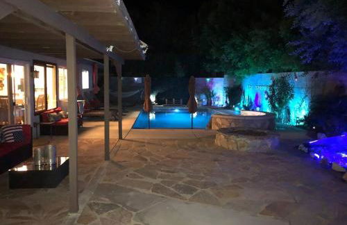 Mineral Saltwater Solar heated Pool & Spa Oasis with mountain views and Koi pond - Foto 21