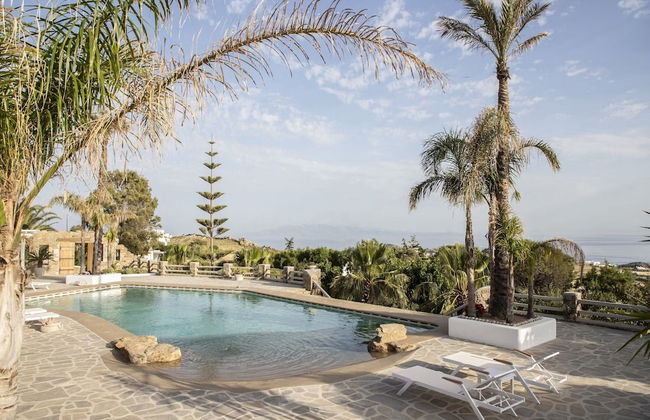 Serene Villa With Terrace and Views - Foto 33