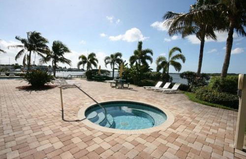 Boca Ciega Resort by Travel Resort Services - Foto 10