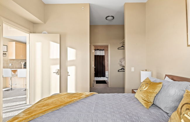 GLOBALSTAY. Gorgeous Downtown Condos. Free parking - Photo 7