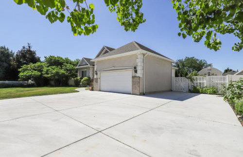 Cozy American Fork Retreat with Electric Fireplace - Foto 22