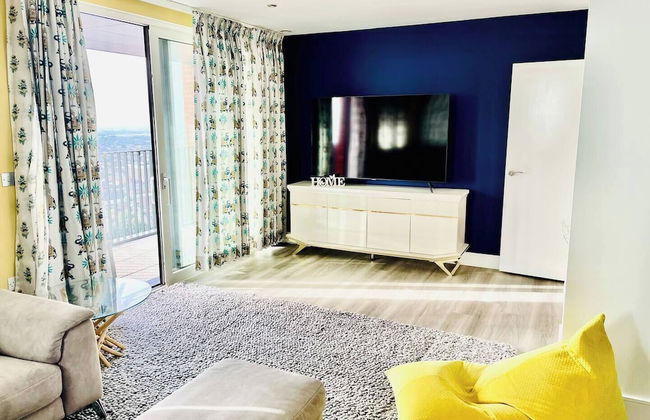 Healum Retreat - 3BR Apartment, Southall - Foto 2