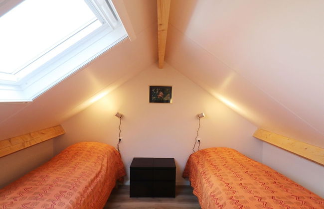 Chalet in Friesland Near Large Lakes - Foto 3