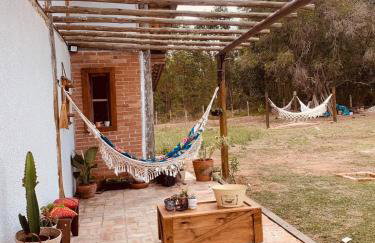 Casa de Campo Paraibuna com Lareira e Fogo de chão - Foto 2