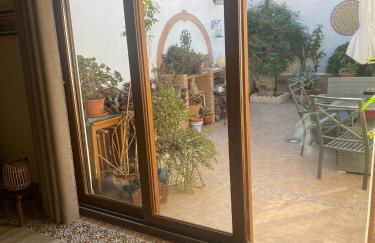 House -Sleeps 6-Garden-Fireplace - Photo 5