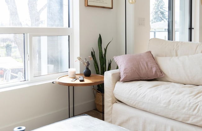 DT 3-lvl Townhouse w Rooftop Patio - Photo 7