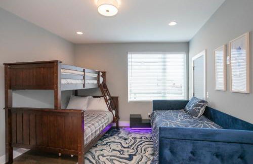 Luxury Townhome Skyline Views Mins To DT - Foto 67